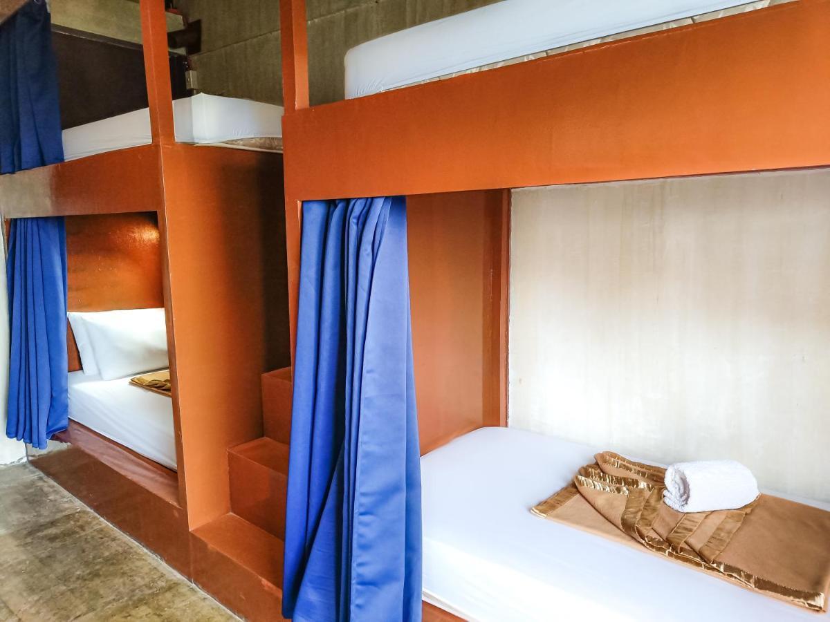 Albergue Lexias El Nido Exterior foto